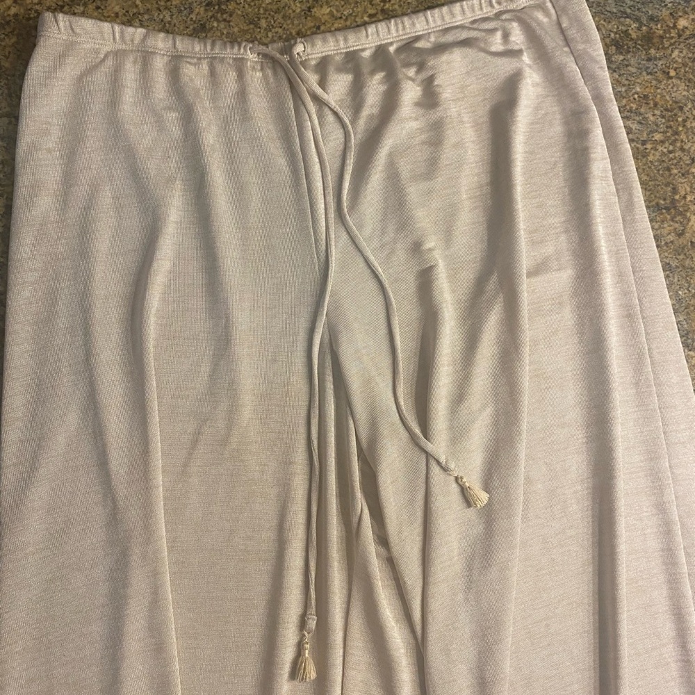 Victoria's Secret Cream Lounge Pants